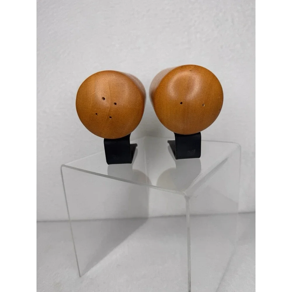 Wood Salt & Pepper Shakers Mid Century Modern Clip Holder Set